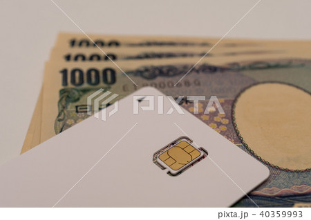 SIMカード　スマホ　千円札 40359993