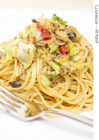 おいしいアンチョビパスタ おいしいアンチョビパスタ 40364071