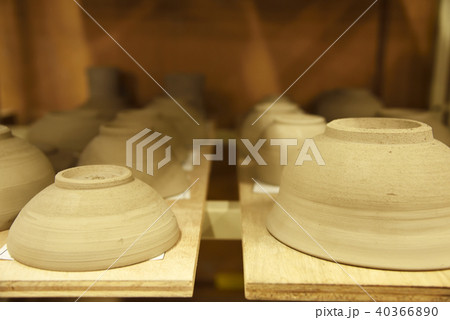陶芸教室:成型後の乾燥工程 陶芸教室:成型後の乾燥工程 40366890