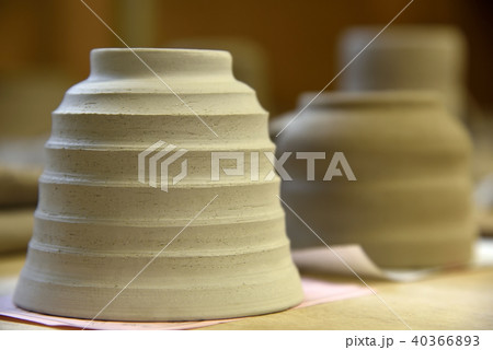 陶芸教室:成型後の乾燥工程 陶芸教室:成型後の乾燥工程 40366893