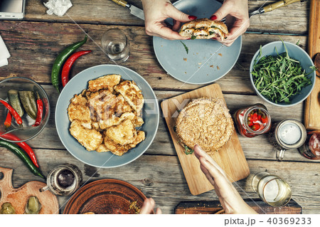 food, party, hamburger, bbq, table, top, view, fries, barbecue, brunch, celebration, dinner table 40369233