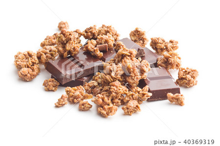 The granola breakfast cereals. 40369319