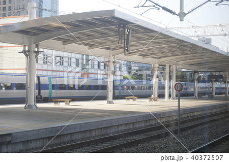列車 高速列車 ソウル駅 40372507