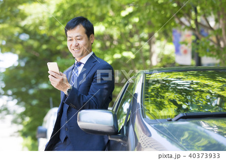 車とビジネスマン 40373933