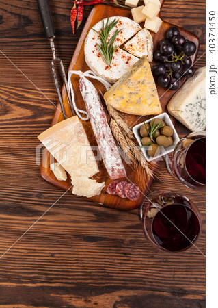 Various kind of cheese 40374450