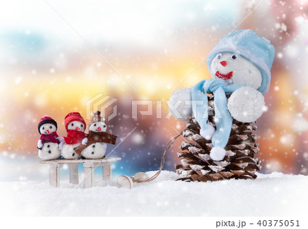 Christmas snowmaen on sledge 40375051