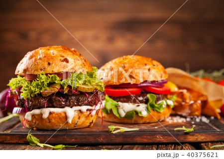 Delicious hamburger on wood 40375621