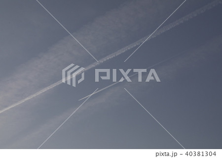 飛行機雲 飛行機雲 40381304