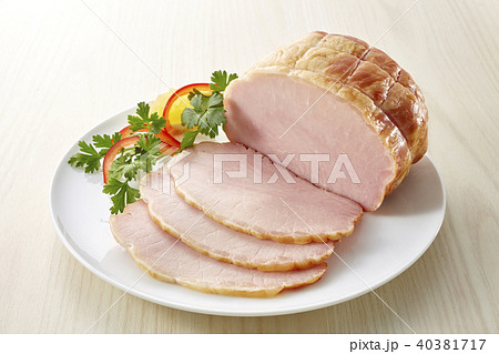 ロースハム (pork loin ham) 40381717