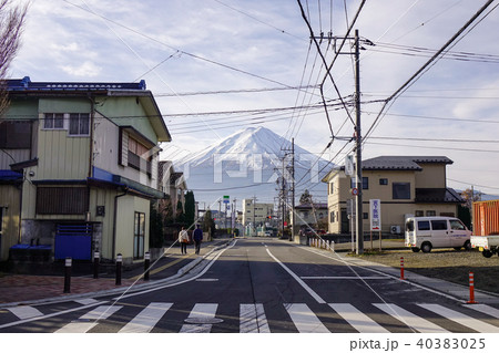 Small town with Mt. Fuji background Small town with Mt. Fuji background 40383025
