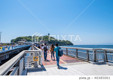 江の島弁天橋と江ノ島 40385001