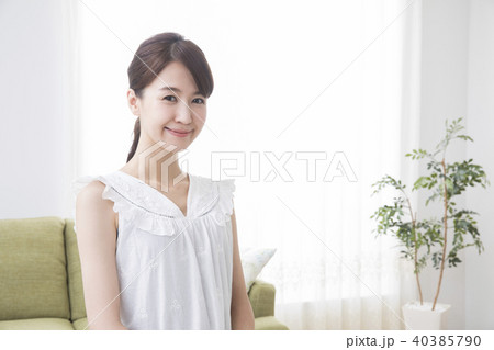 若い女性 40385790