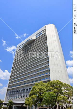 晴天の久留米市役所 久留米市の景観の写真素材