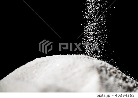 白い粉 40394365