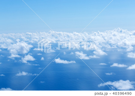 Aerial view from plane on sea and tropical islands 40396490