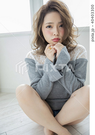 巻き髪 ボブスタイル 女性 巻き髪 ボブスタイル 女性 40403300