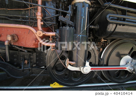 公園に展示されたデゴイチ 40410414