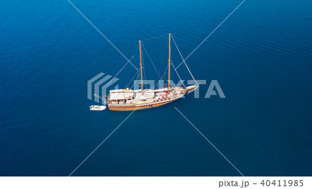 Aerial view of old sailing boat on open sea 40411985
