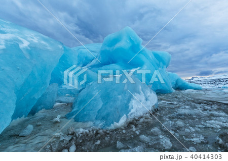 Iceberg lagoon in Fjallsarlon, Iceland 40414303