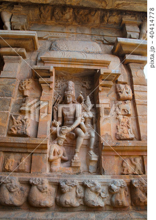 Chandesanugraha-murti, Brihadisvara Temple 40414778
