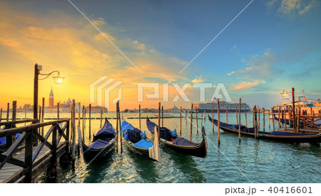 Group of gondolas moored by Saint Mark square 40416601