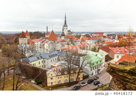 Old town Tallinn top view Old town Tallinn top view 40418172