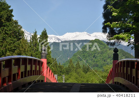 布橋から見た白銀の立山 布橋から見た白銀の立山 40418211