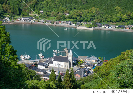 天草　崎津天主堂　展望公園から　（世界文化遺産） 40422949