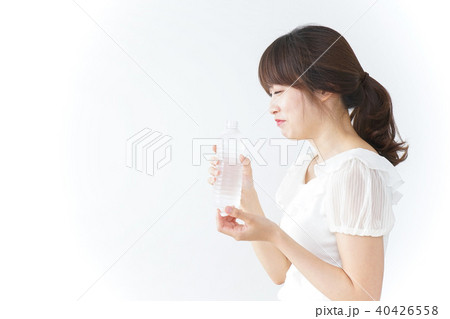 スポーツをする若い女性 スポーツをする若い女性 40426558