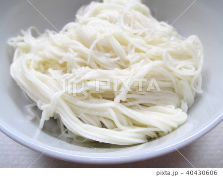 茹ですぎて柔らかいそうめん 40430606