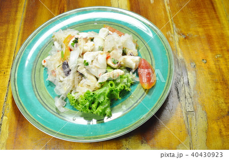 Thai spicy squid salad and fresh vegetable Thai spicy squid salad and fresh vegetable 40430923