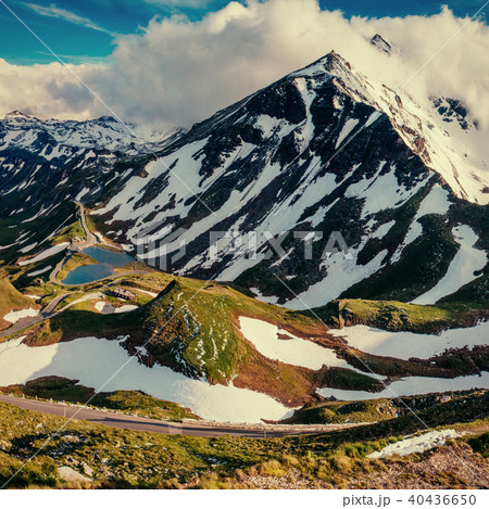 Mountain peaks covered with snow. Mountain peaks covered with snow. 40436650