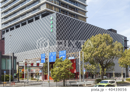 道路越しに見る御園座入り口風景 40439056