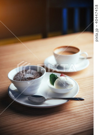 Cake ice cream with chocolate and cappuccino 40447458