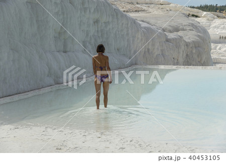 Woman in Pamukkale thermal swimming pool 40453105