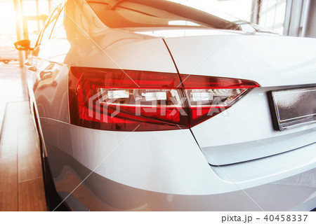 The headlights and the hood 40458337