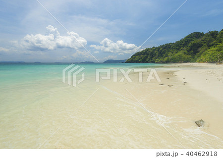 Sea view beautiful tropical beach background. Sea view beautiful tropical beach background. 40462918