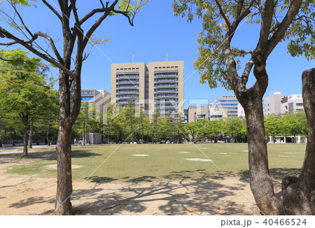 高松市役所を中央公園から見る 40466524