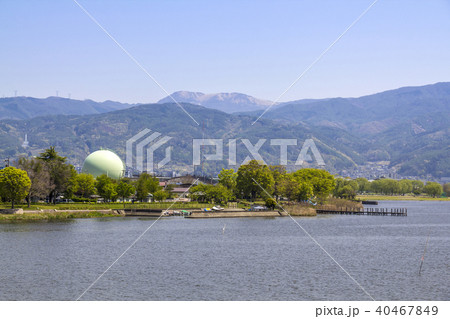 長野県 諏訪湖 岡谷湖畔公園からの写真素材