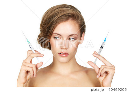 girl getting beauty injection girl getting beauty injection 40469206