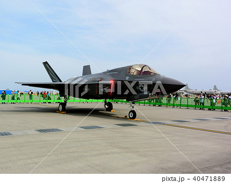 岩国基地のジェット戦闘機 40471889