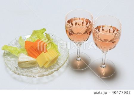 チーズ3種とワイン チーズ3種とワイン 40477932