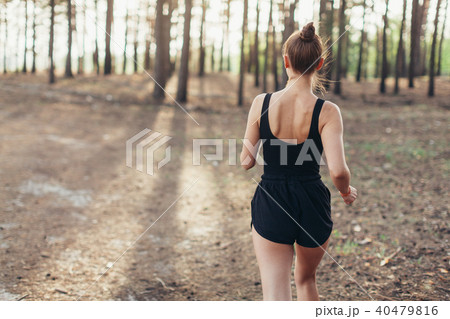 healthy lifestyle brunet fitness sporty woman healthy lifestyle brunet fitness sporty woman 40479816