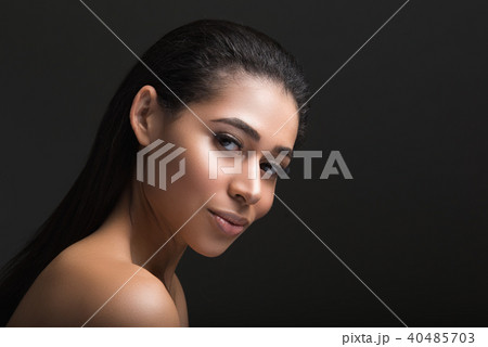 Smiling girl with beautiful hair Smiling girl with beautiful hair 40485703