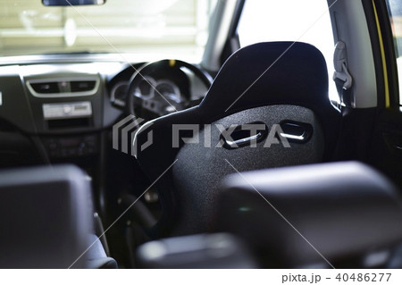 運転席 運転席 40486277
