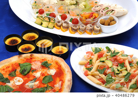 パーティ料理 集合 イタリアンの写真素材