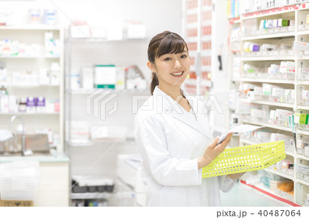 調剤薬局　薬局 40487064