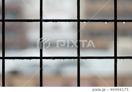 雨だれ 40494175