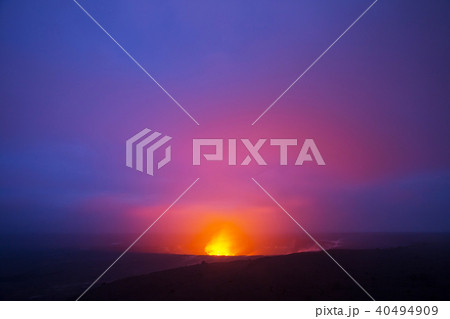 Active volcano Active volcano 40494909
