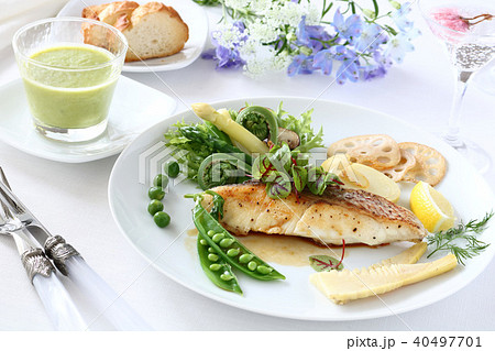 真鯛のポワレ 真鯛のポワレ 40497701